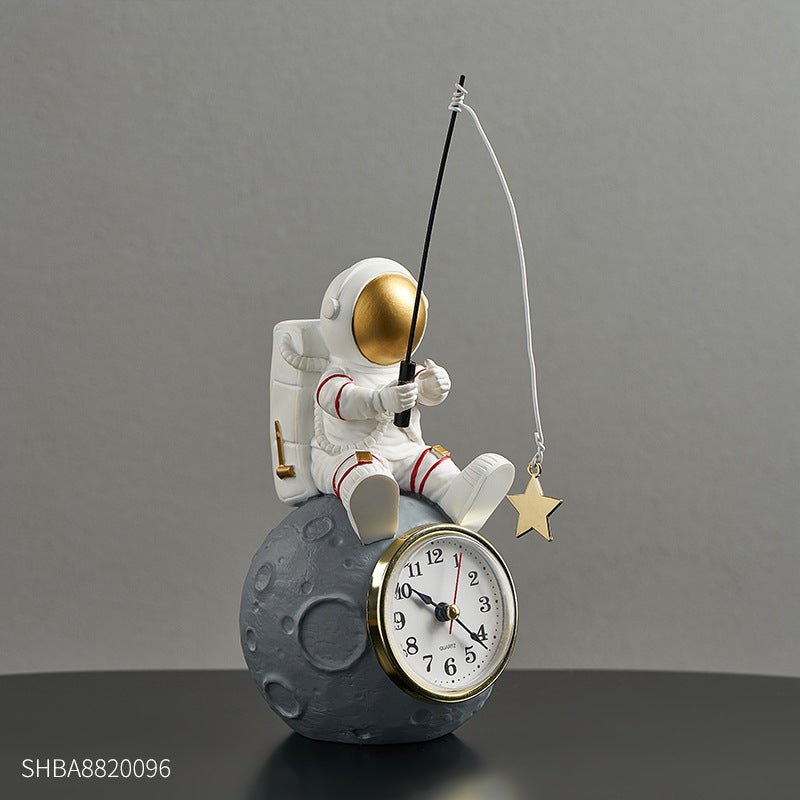 Star Fishing Astronaut Clock