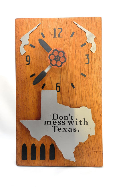 KingWood Wood & Metal Wall Clock "Guns Over Texas" 