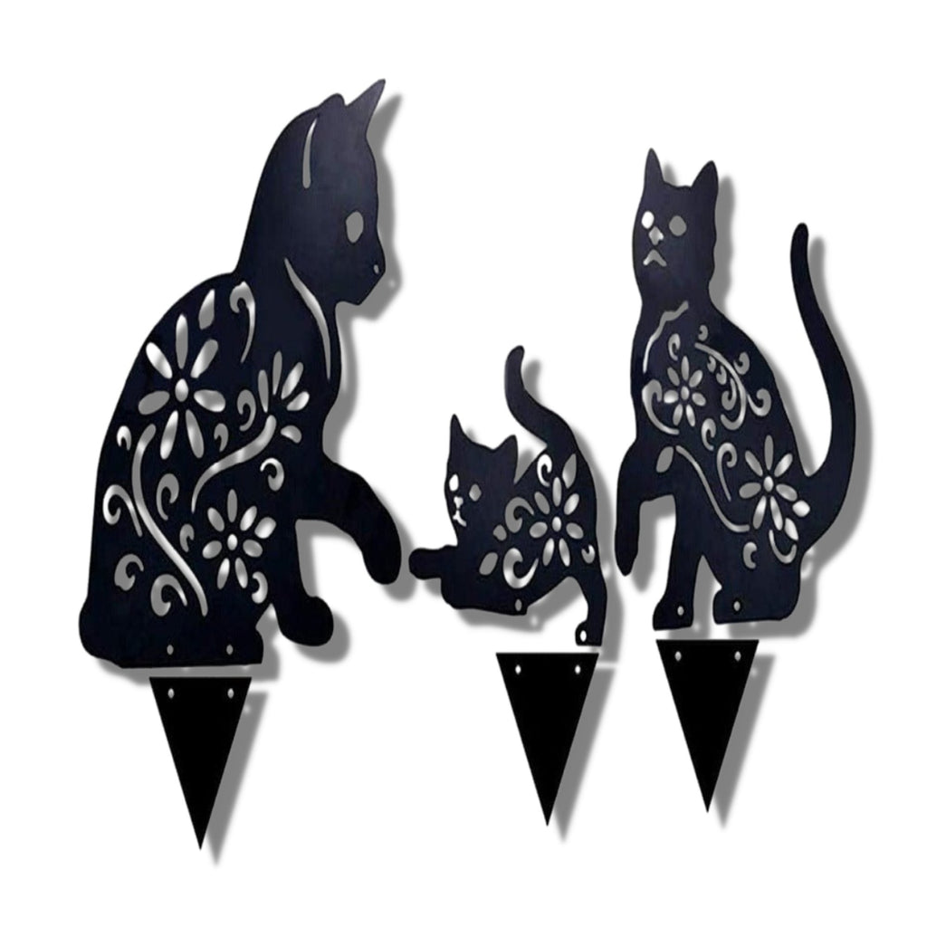Cats In The Garden Metal Art W/ Spikes
